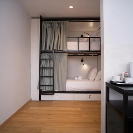 Aparthotel Parea *