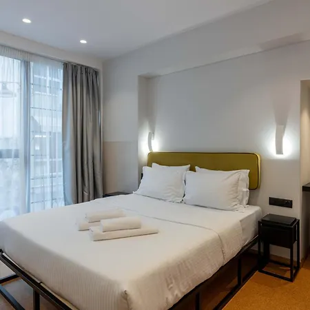 Aparthotel Parea *