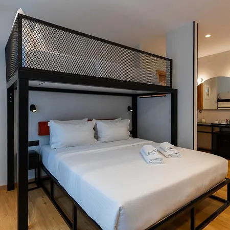 Parea Aparthotel