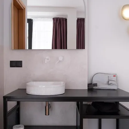 Parea Aparthotel